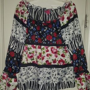 Adorable Sunny Leigh blouse